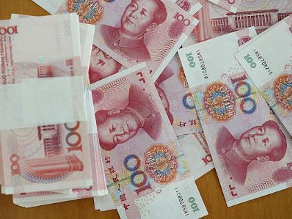 哪个生肖身披灰袍力气大，能打一生肖？