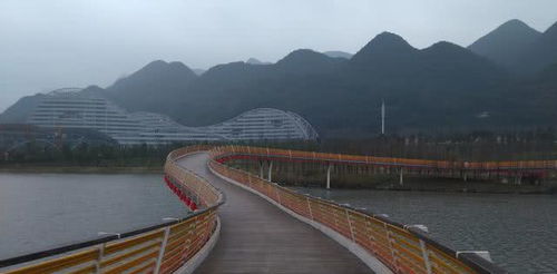 赤峰到肇东的旅行故事：一场跨越时空的奇幻之旅