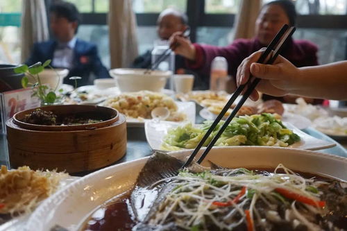 米粉：嗦一口暖暖胃