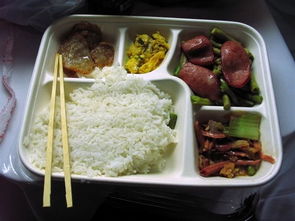 火车上的盒饭，到底该定价多少才合理？
