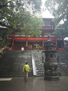 1. 参观主体建筑：