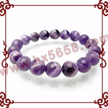 佩戴紫水晶摆件嫩如何提升我的婚姻运势？