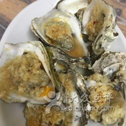 鼓浪屿海鲜：崭新鲜美味的较大海味道