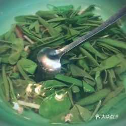 1. 莼菜汤：西湖边最像水仙子的美味