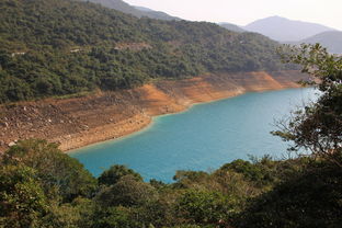 三、旅游攻略：游览路线与美食同步体验