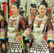 春节汉族风俗，古今交融，传统现代爆款盛宴