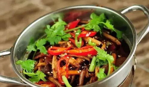 二、名字背后的文化密码（看不懂就当娱乐吧）