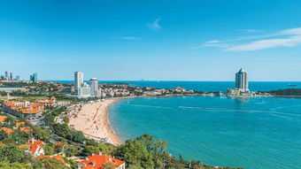 青岛：喝着啤酒啃海鲜