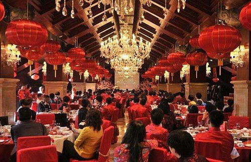 贵州婚俗：传统婚宴现代风，融合盛宴成爆款