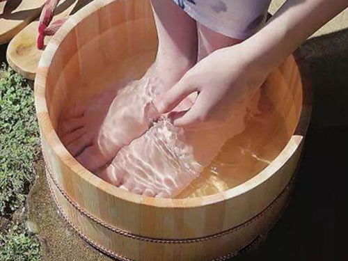 2. 泡脚神技：让身体从脚底启动暖起来