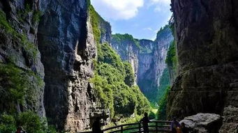 武隆天坑人挤人？本地人都在这里遛弯儿