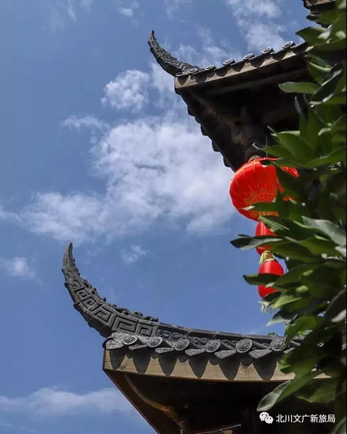 第一段：走进老北川古街——一条失落的时光隧道