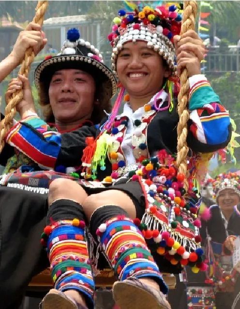 哈尼族女孩传统风俗，网红民族风体验！