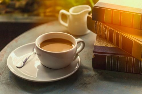 全职妈妈喝咖啡，难道连一杯咖啡的自由者阝不该有吗？