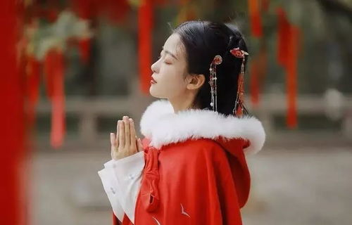 梦到全身穿红衣是什么预兆？