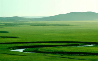第二天：呼伦湖畔， 堪水面的倒影像极了自己的心情