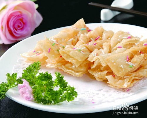 2. 现代化与传统方式交织的美食节