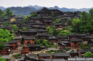 西江千户苗寨：一场被商业铜臭腐蚀的伪文化盛宴