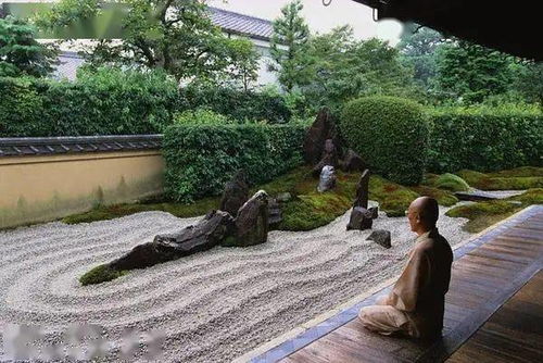 一、 那些让人看不懂的石头艺术