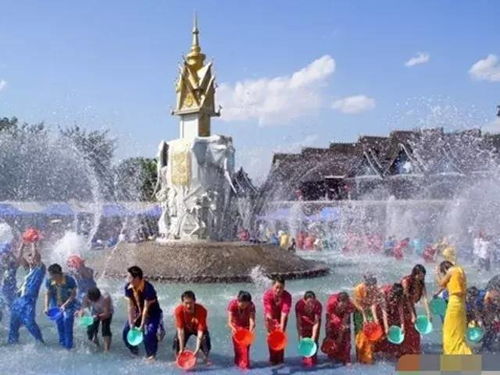 傣族春节：泼水狂欢，绿竹迎春，特色民俗盛宴