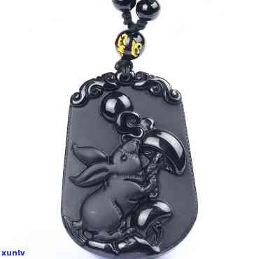 87年属兔火命女性适合佩戴哪种水晶？