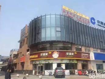 小区旁边是商场写字楼好吗,小区旁边是商场写字楼好吗