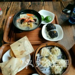 四、随手拈来的较小吃——街头流浪摊位较大集合 🍢🥟