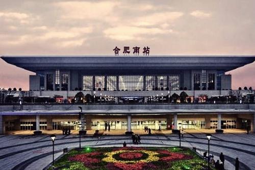 淄博案例：从烧烤狂欢到教育洗脑