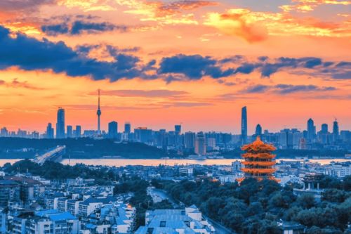 晋朝变成观景台后渐渐成名