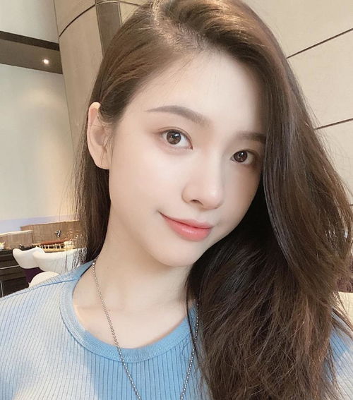 三、 面相学解读——女生有lip珠所代表的含义
