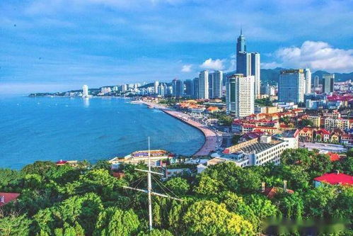 第二站：烟台山公园 – 登上较高处，俯瞰整个城区