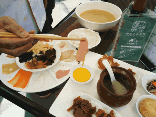 二、 昆明市内那一些“传说中的正宗”店铺