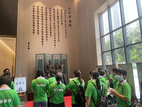 多功能厅的酒会：冬日里的温暖