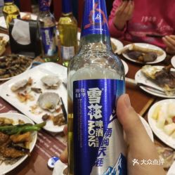 烧烤，啤酒，绝配！一个字：爽！
