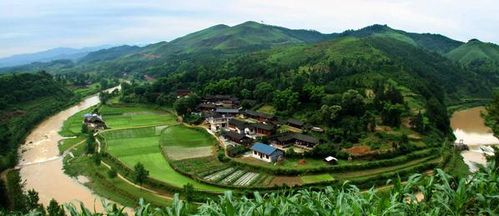 二、悬崖房子的那些奇葩风水问题