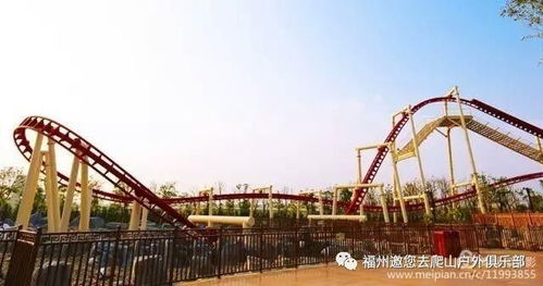 这里还有年轻巧化人向往的刺激游乐项目:全球前沿升降式太空梭结合更多面环绕立体银幕的《神州塔》,悬挂式飞行过山车《时空穿梭》……请务必带上笑脸！笑脸能够让你在排队时得到加速通行哦！哈哈哈哈哈～（噢）