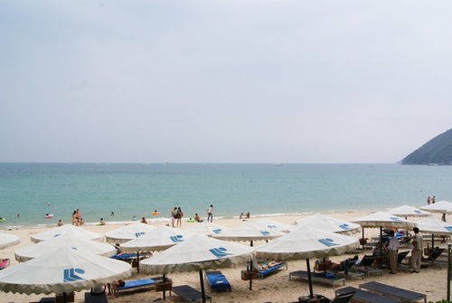 三亚旅游：别被那些假攻略忽悠了 这里的故事比电视剧还狗血