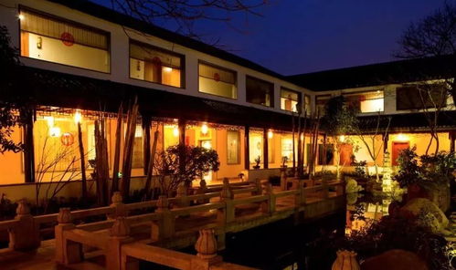 民宿涨价300%：本地人返乡潮下的“住宿荒”