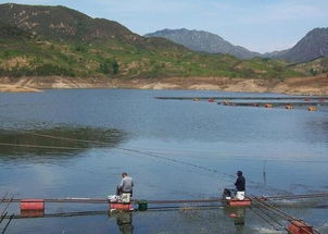 风景背后的暗流