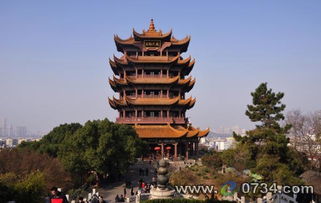 一、 历史持续发展较长河里的五一市场环境