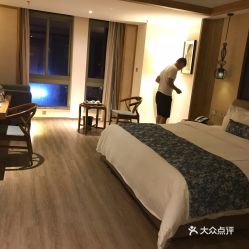 住宿优惠价格分析：折扣还是数学游戏？