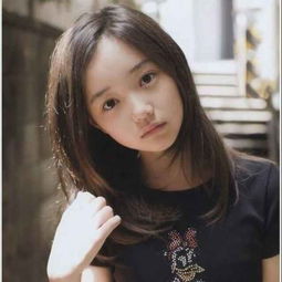 浩字在中间的女孩名字，叫什么名字呢？