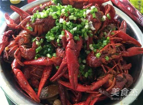 潜江旅游陷阱：游客的钱太好骗了