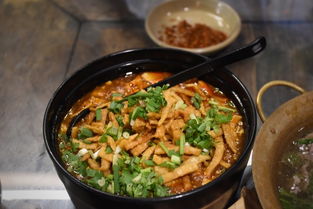 五、 美食探店：味蕾与记忆同飞扬