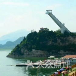 金海湖门票只需XX元，这超值旅行地你不想了解一下吗？