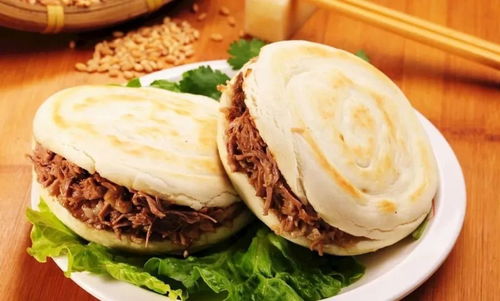 白吉馍与腊汁肉的完美结合