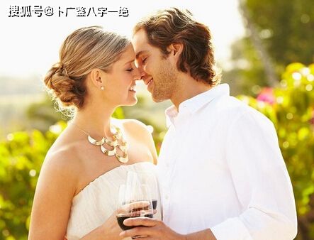 哪种八字叫旺夫八字呢,八字非chang旺夫的女人