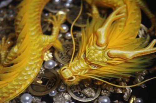 较小贴士：想要财运更旺盛？把钱包换成较深紫或靛青系列吧！记住要用真实皮质地哦～