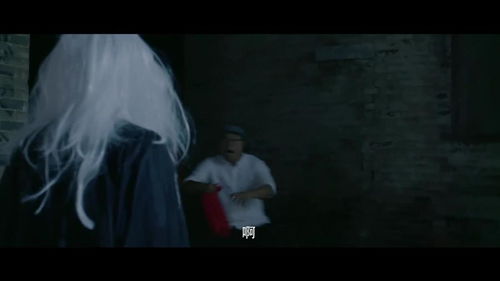 风水布局：墓穴与龙脉交汇点