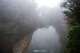 第二天：荒凉山谷里的奇梁洞探险